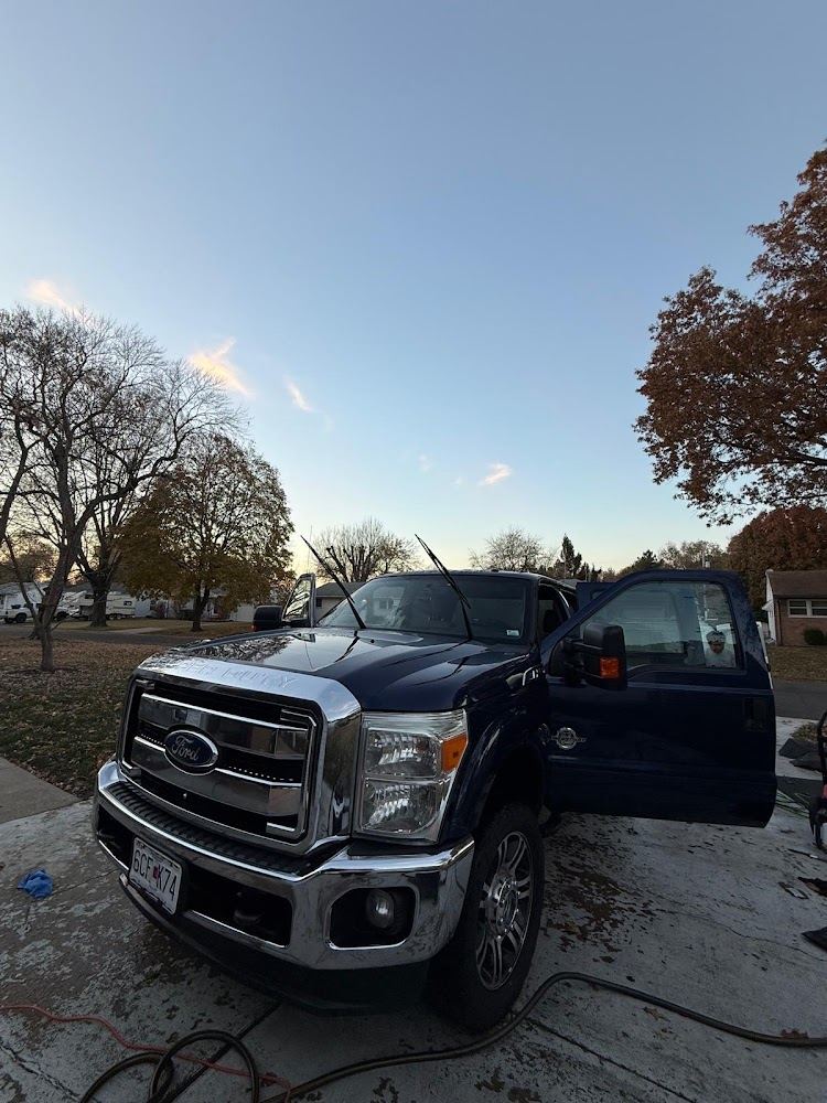 Truck detailed by Donis